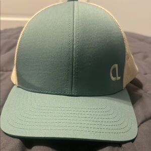 Teal and Cream Coastland Hat